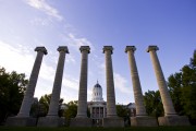 MU_Columns MU opens for first day of classes with records in freshman and total enrollment; Number of minority students up more than 18 percent